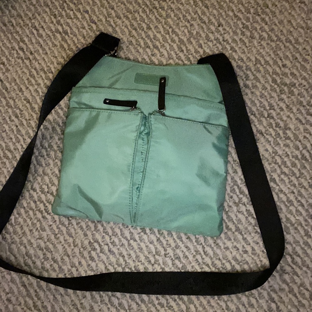 AK sport purse